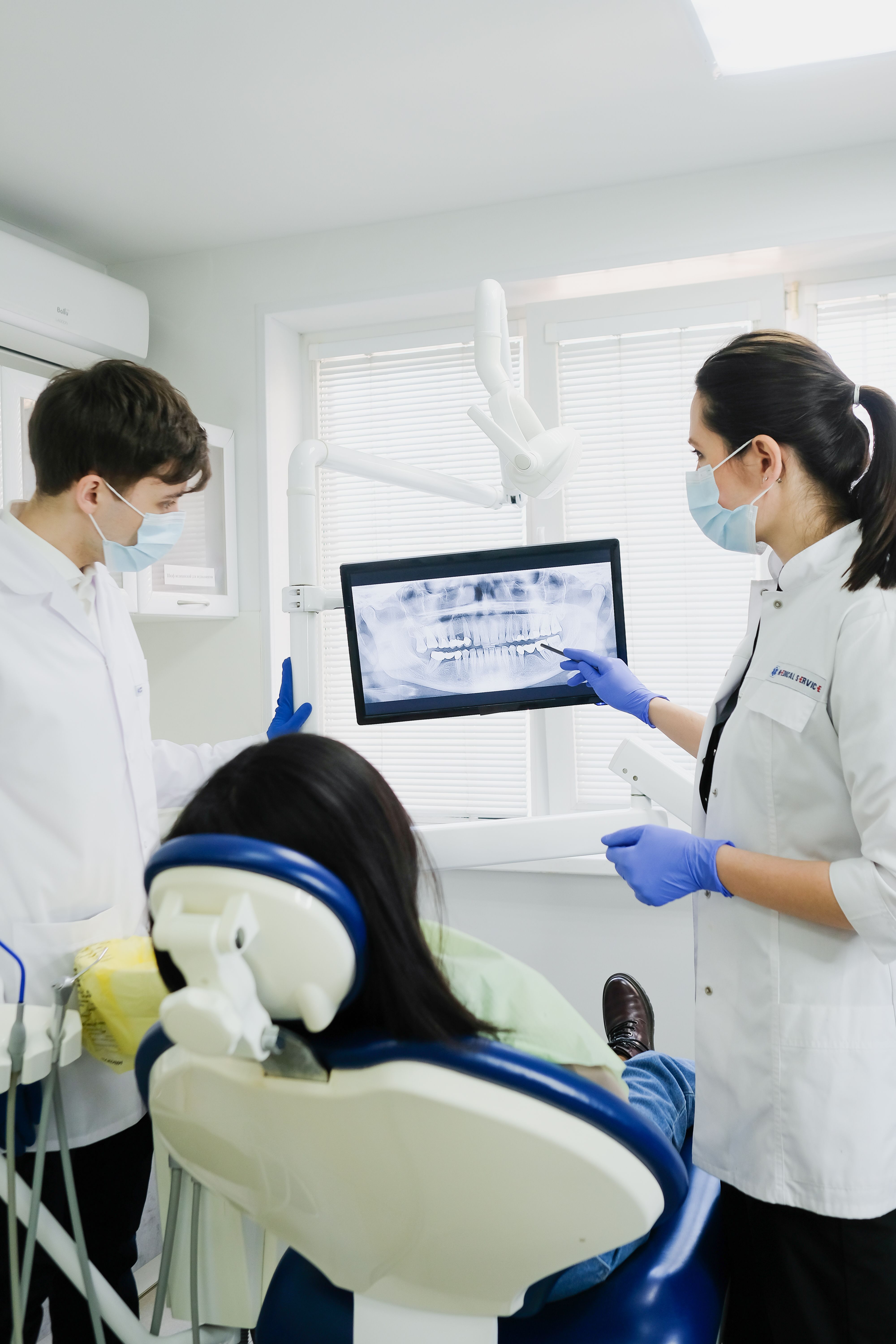 Consulta + Radiografía